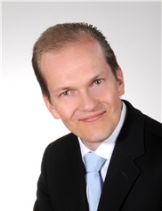 Timo Pakkanen Headshot